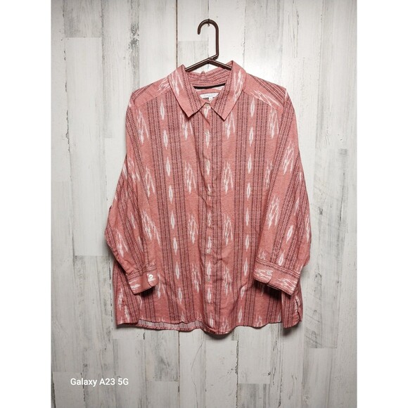 Foxcroft Women's 24W Shaped Button Up Shirt Red Aztec Print - Picture 1 of 7